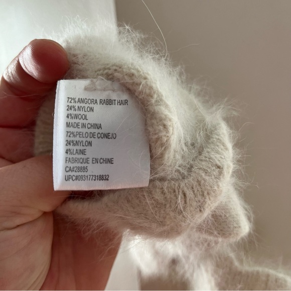 Cream Rabbit Hair Gloves - Picture 6 of 6